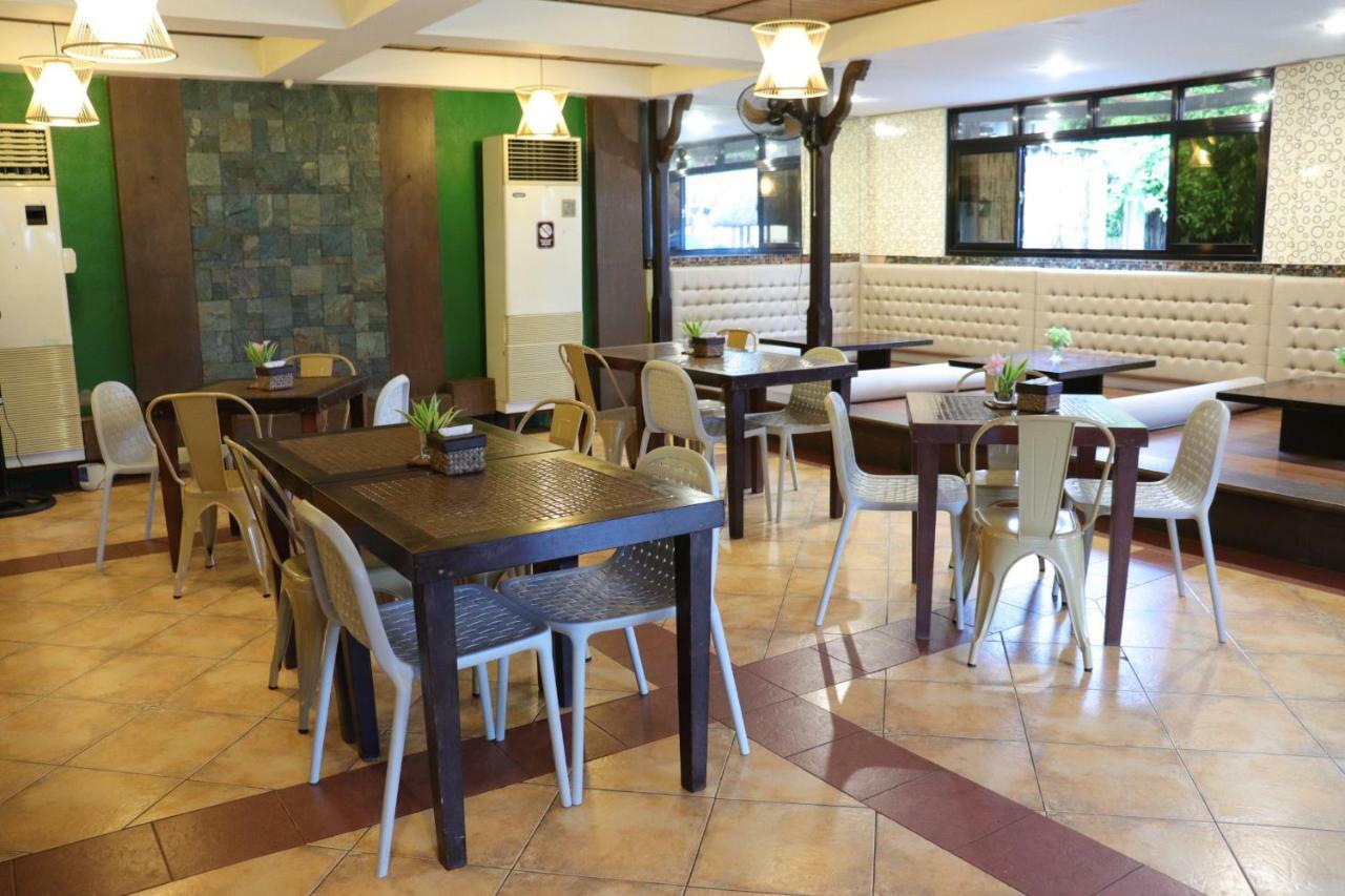 Playa Tropical Resort Hotel Currimao Exteriör bild